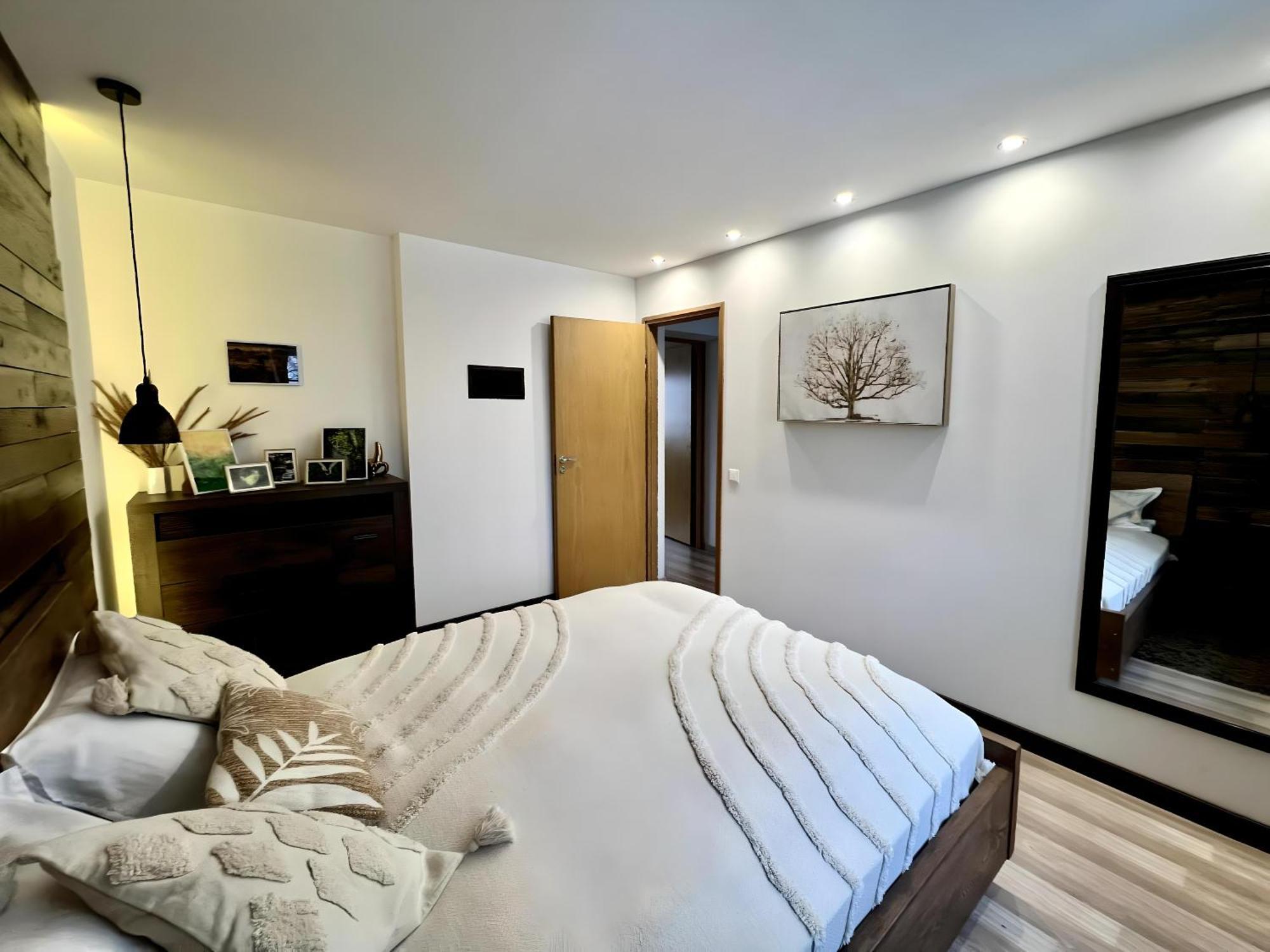 شقة Historic Charm - Cozy Nordic Retreat In Time-Honored Residency تالين المظهر الخارجي الصورة